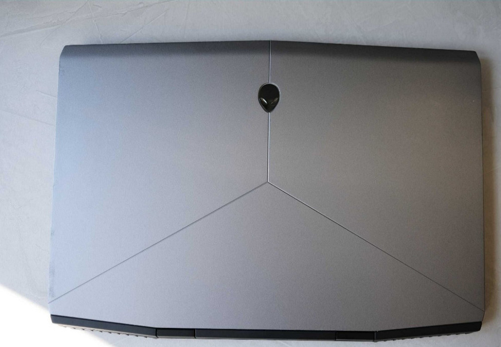 Ноутбук Dell Alienware M17Epic Silver i7-8750H 16ram 512SSD RTX 2070 Max -Q Киев - изображение 1
