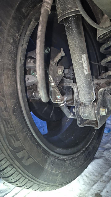 Задній амортизатор Хюндай венью 18-25 Київ - фото 1