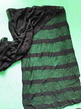 Капроновый шарф С ДЕФЕКТОМ (есть затяжка, сбоку немного не подшит) - размер шарфа приблизительно 140*35см Киев