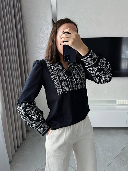 Женская современная вышиванка с традиционными украинскими мотивами 80% хлопок, 20% полиэстер. 46 Одесса - изображение 1