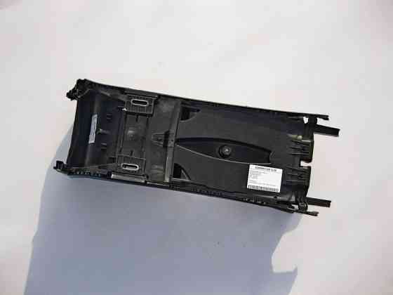 Mercedes-Benz  A2056801205 9J38 Корпус центральної консолі чорний, є подряпини C-Class W205 Одеса