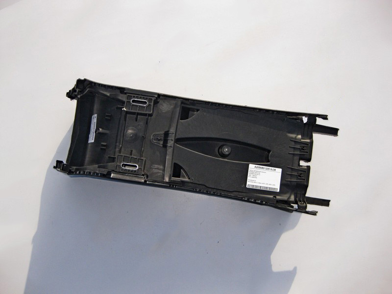Mercedes-Benz  A2056801205 9J38 Корпус центральної консолі чорний, є подряпини C-Class W205 Одеса - фото 2