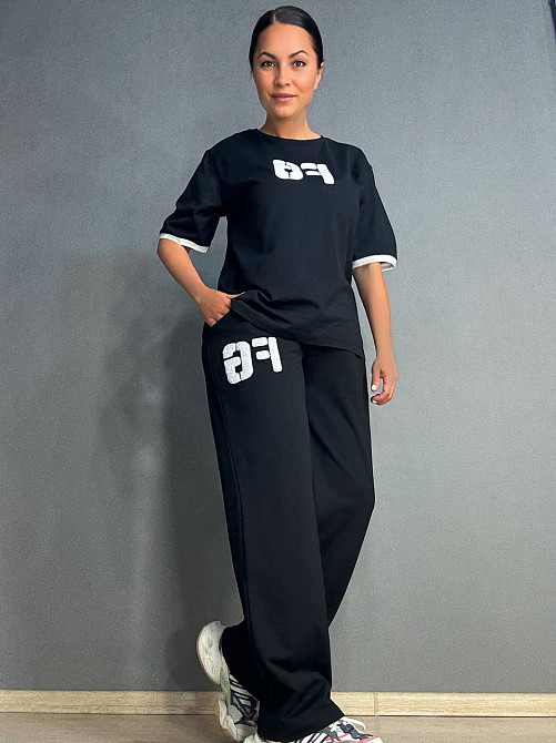 Костюм женский CAPPITONE 101190 оверсайз футболка с нашивкой FG и брюки палаццо на резинке черный, черный, S Киев - изображение 11
