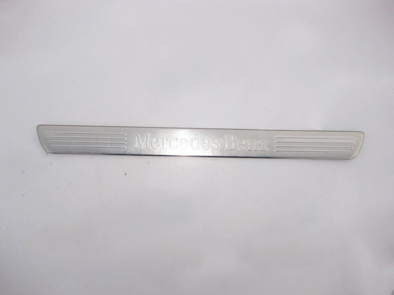 Mercedes-Benz  A2056802210 Хром накладка отвору передніх дверей C-Class W205 Одесса - изображение 1