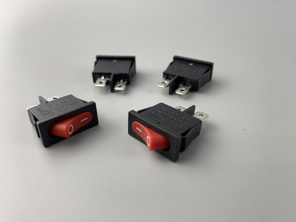 Перемикач клавішний червоний, ON-OFF, 9.5 ммх21мм, 2 ніжки Мукачево - фото 2