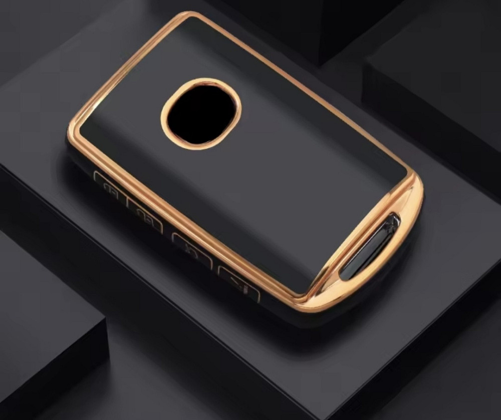 Захисний чохол для автомобільного ключ Mazda на 4 кнопки Чорний із золотистим Сміла - фото 3