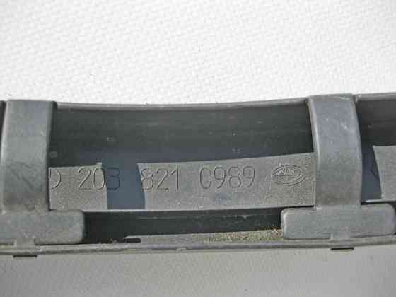 Mercedes-Benz  A2038210989 Накладка лівої петлі кришки багажника C-Class W203 Одеса