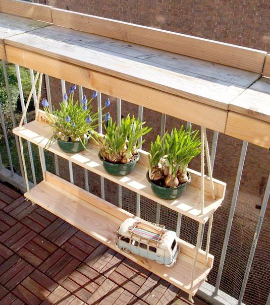 Подвесной балконный столик 