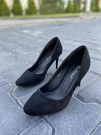 Comer Туфлі жіночі COMER чорні еко-замша висота каблука 8.5см розміри 36-40 (1960) Коломия