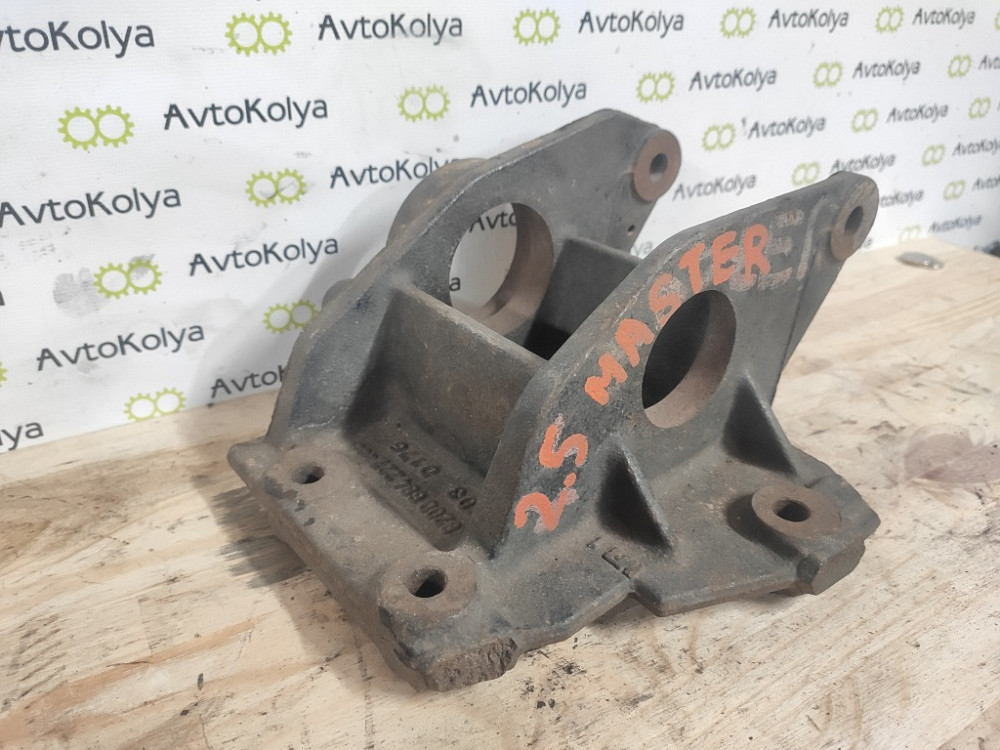 Кронштейн промвала правий Renault Master 2.2 dci / 2.5 dci 1998-2010 (8200684227) Ковель - фото 2