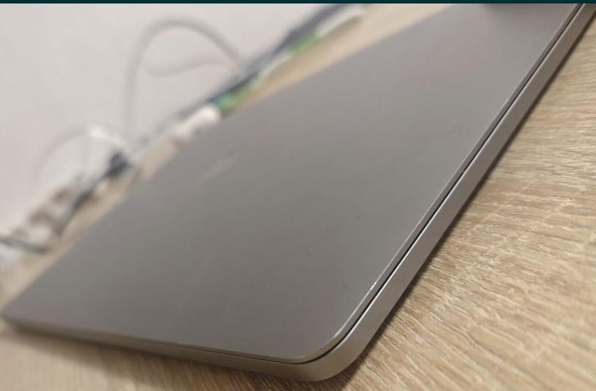 Ноутбук MacBook Pro 15 2018 16/256Gb. Core i7 Київ - фото 2