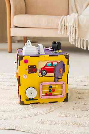 Маленький Бізікуб 23*23*23 Різнобарвний дитячий розвивальний куб Бізіборд Київ