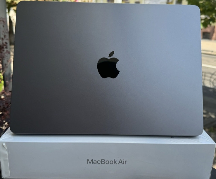 Ноутбук: MacBook Air 2022. M2 , 8/512Gb. Space Gray , 16 Цыклов , идеал. Київ - фото 4
