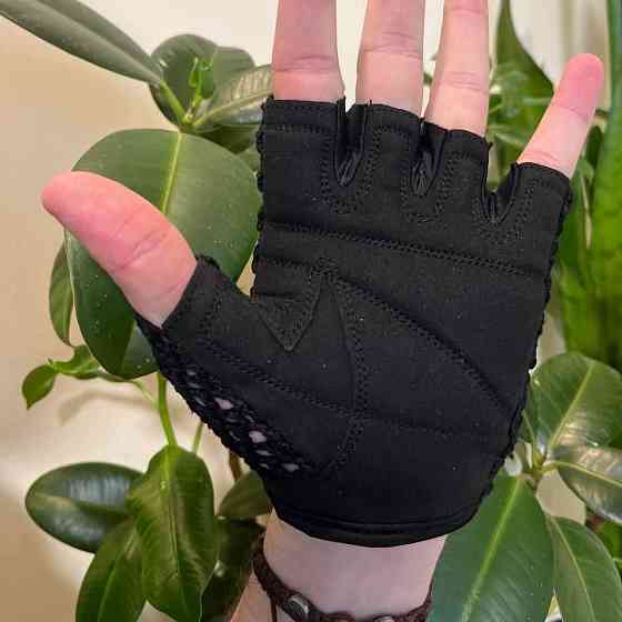 Спортивні рукавички для фітнесу та тренувань Рукавички для атлетики PowerPlay Чорний розмір L Київ