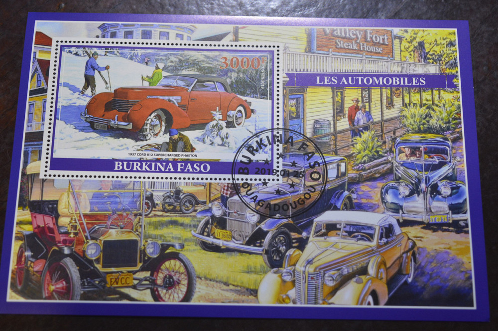 Буркина Фасо. Транспорт. Марки. Техника. Блок. 2019 год (А-10) Полтава - изображение 1