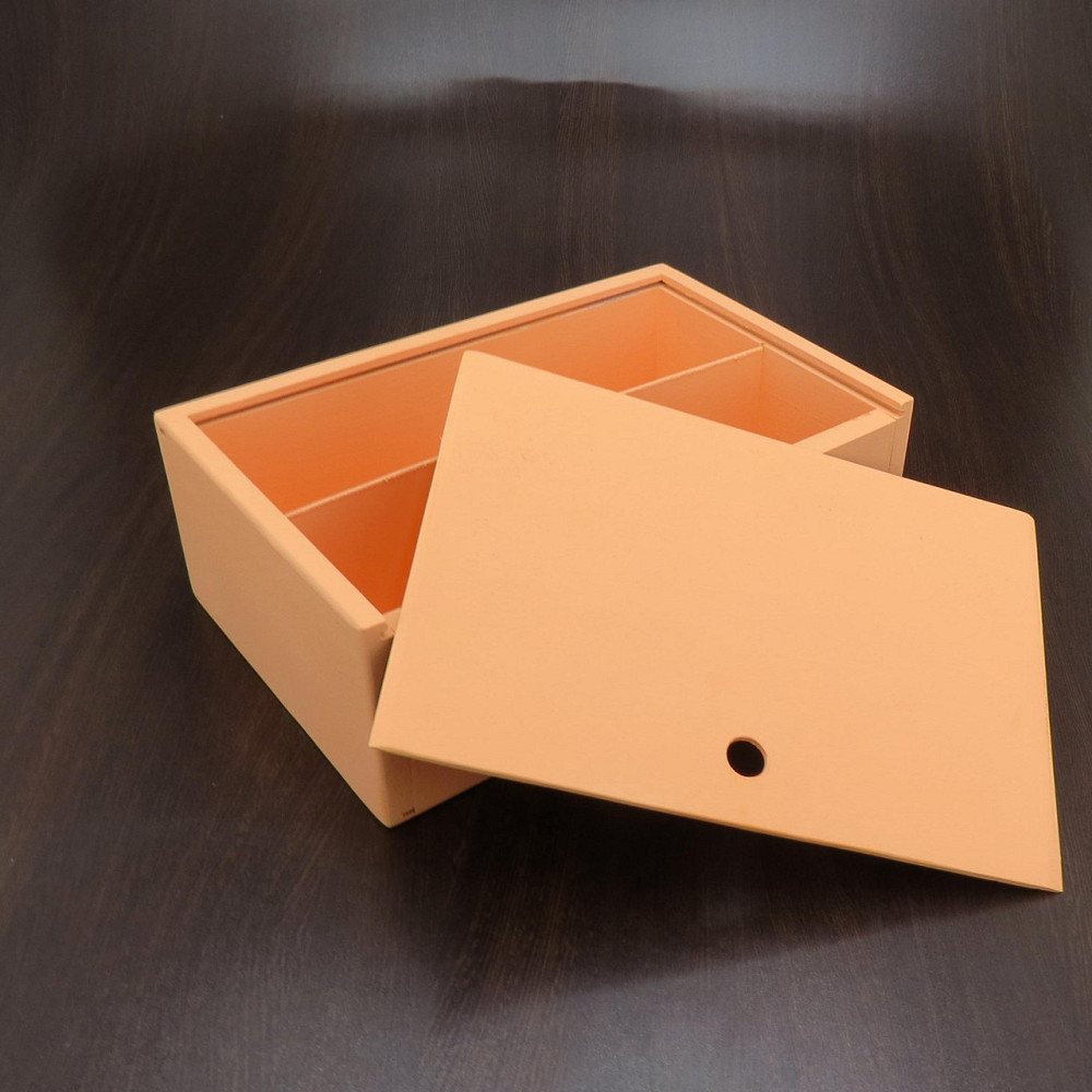 Подарочная коробка 