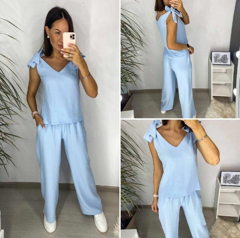 Летний женский костюм с широкими брюками 