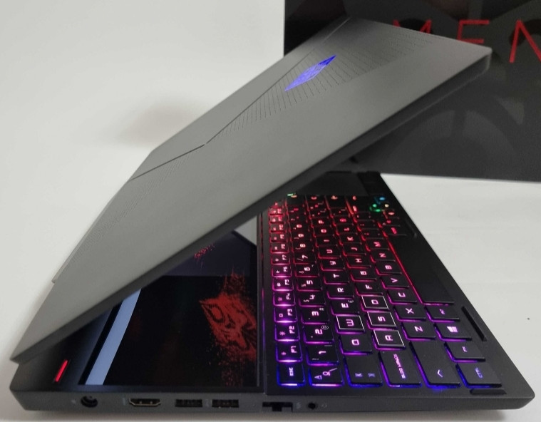 Ноутбук: HP OMEN X 17 9750H /RTX 2070 8Gb/RAM 16Gb/SSD 512Gb/ 144Hz Київ - фото 2