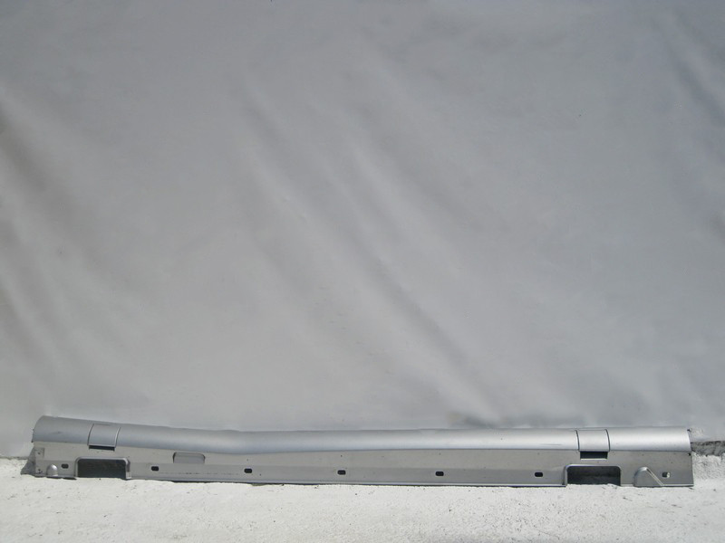 Mercedes-Benz  A2126981554 Порог пластиковий правий AMG E-Class W212 до рестайлу Одеса - фото 2