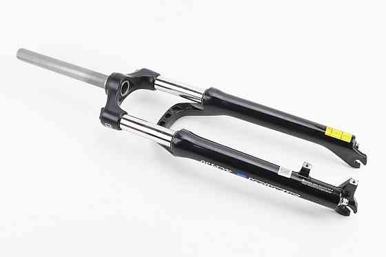 Вилка 26" амортизаційна, без різьби 1-1/8" (28,6мм), шток 240мм, з ходом 100мм, Disk-brake, пружинно-оливна, виносний Lockout, чорна XCM30 R Київ