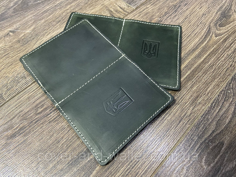 Кожаная обложка для id паспорта и прав с гербом Украины зеленого цвета Puos Киев - изображение 1