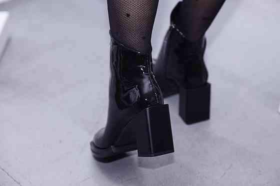 Лаковані черевики жіночі шкіряні на підборах демісезонні весна осінь, чорні на блискавці р. 37- Коломия