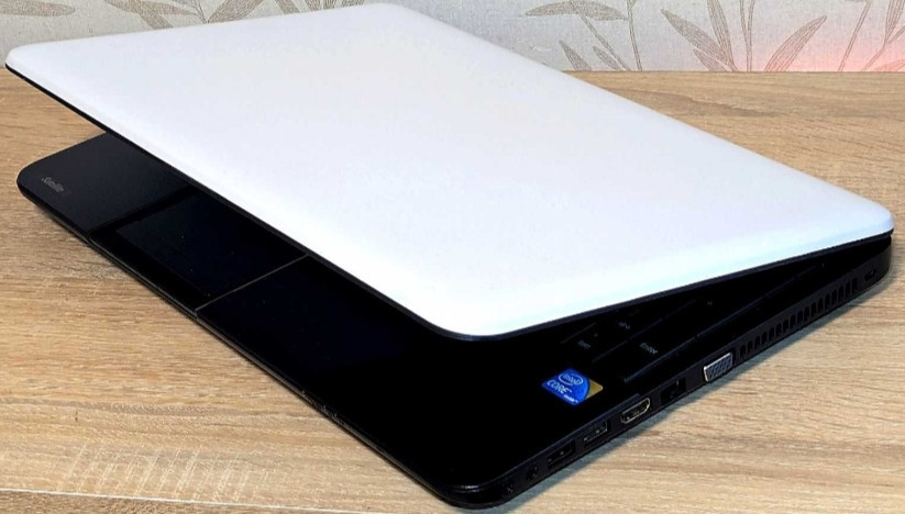 Ноутбук Быстрый 4 Ядра TOSHIBA в Отличном состоянии! Киев - изображение 1