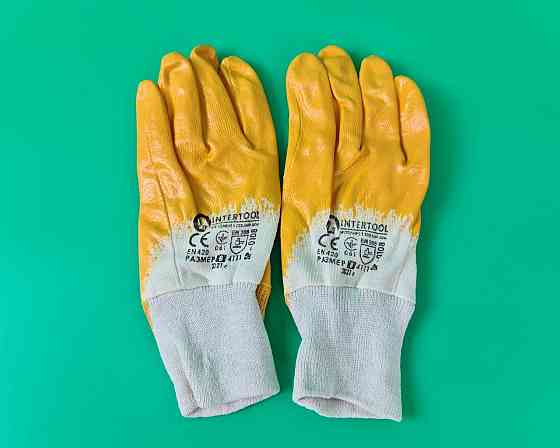 Господарські рукавички Залита Нітрил жовтий No8 "Intertool" (12 пар) Харків