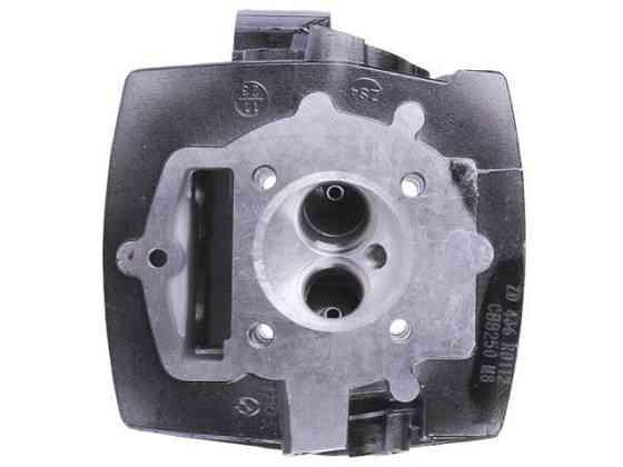 Головка блоку циліндра на бензиновий двигун CB-250 з балансувальним валом. Мукачево