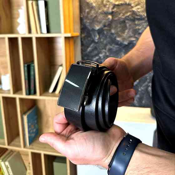 Мужской кожаный ремень с пряжкой автомат 3733 Киев