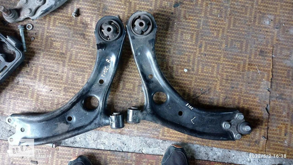 Передні важелі підвіски Kia Sportage 2016–2018 Киев - изображение 1