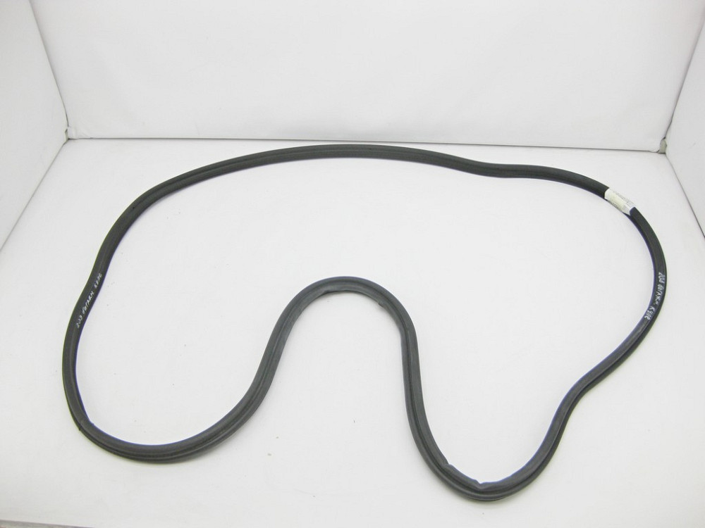 Mercedes-Benz  A2037400678 Ущільнювальна гумка кришки багажника CLC CL203 Sportcoupe C203 Одесса - изображение 1