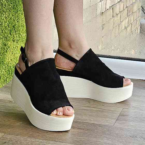 Жіночі Босоніжки на Танкетці Замшеві Сандалії на платформі Чорні Літні (розміри: 36,37,38,39,40) — 47 Дніпро