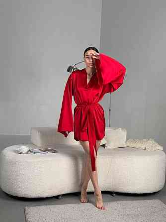 Женский короткий халат на запах с широким рукавом из шелка армани Красный, 48/50 Одесса