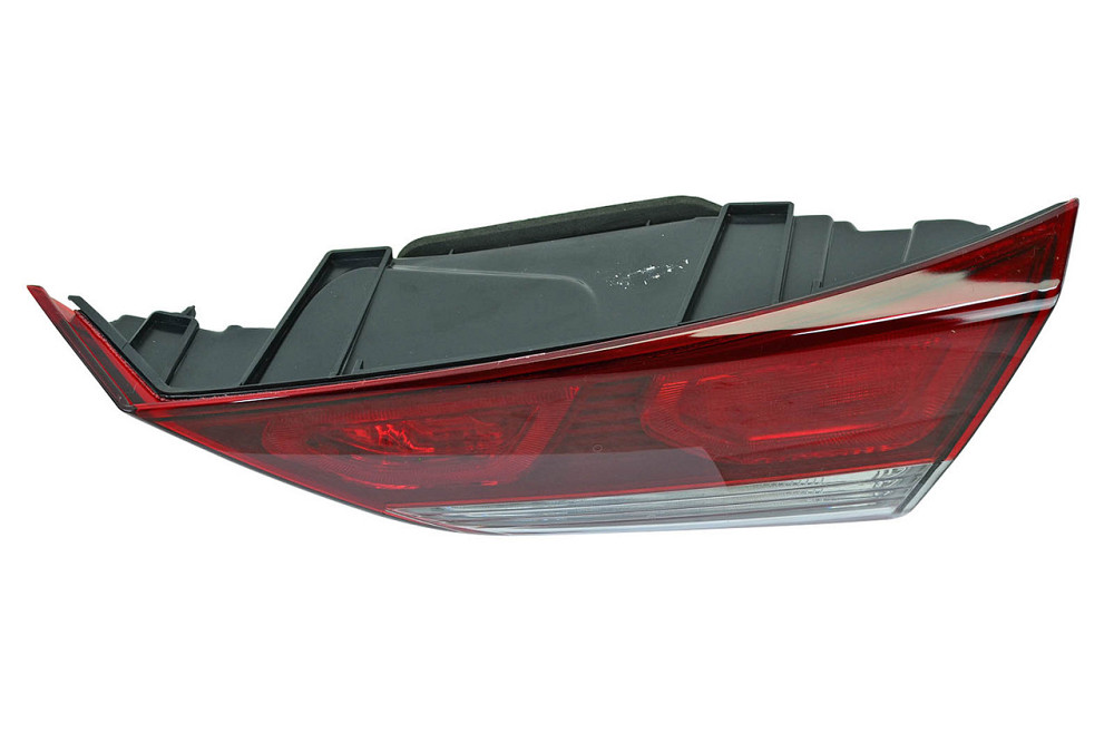 Ліхтар Elantra 6 AD (2016-2018) галоген внутрішній правий Хюндай Мукачево - фото 1