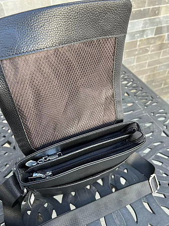 Кожаная мужская сумка через плечо мягкая черная Tiding Bag 12977 Киев - изображение 7