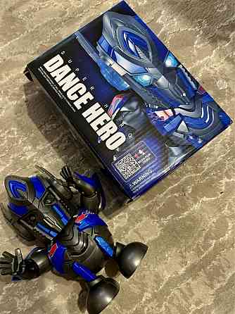 Танцювальний робот dance hero.  Інтерактивна іграшка Київ