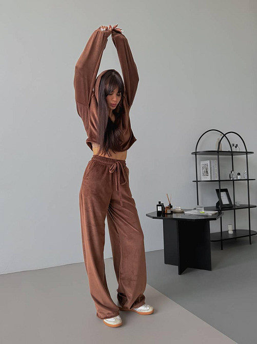 Жіночий м'який прогулянковий костюм двійка: кофта і штани з велюру Одеса - фото 2