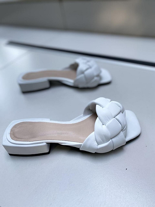 ARLEN Зручні жіночі шльопанці з натуральної шкіри білі на низькому ходу літні ARLEN Ш-Коса р. 3 Коломыя - изображение 5