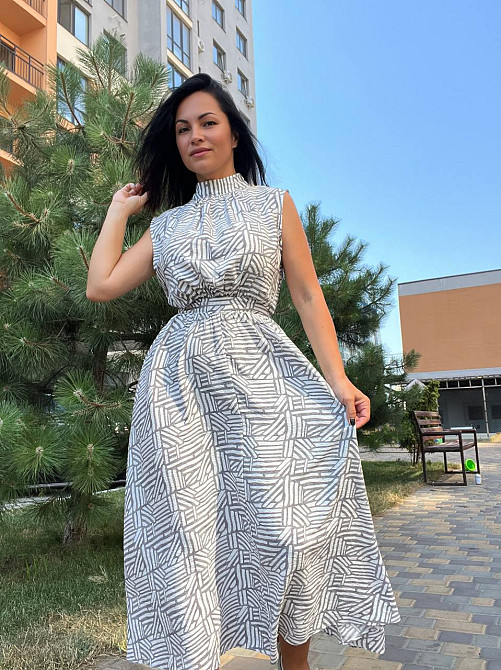 Платье женское INDIGO BLUE 024569 длинное без рукавов воротник стойка серое, серый, S Одесса - изображение 3