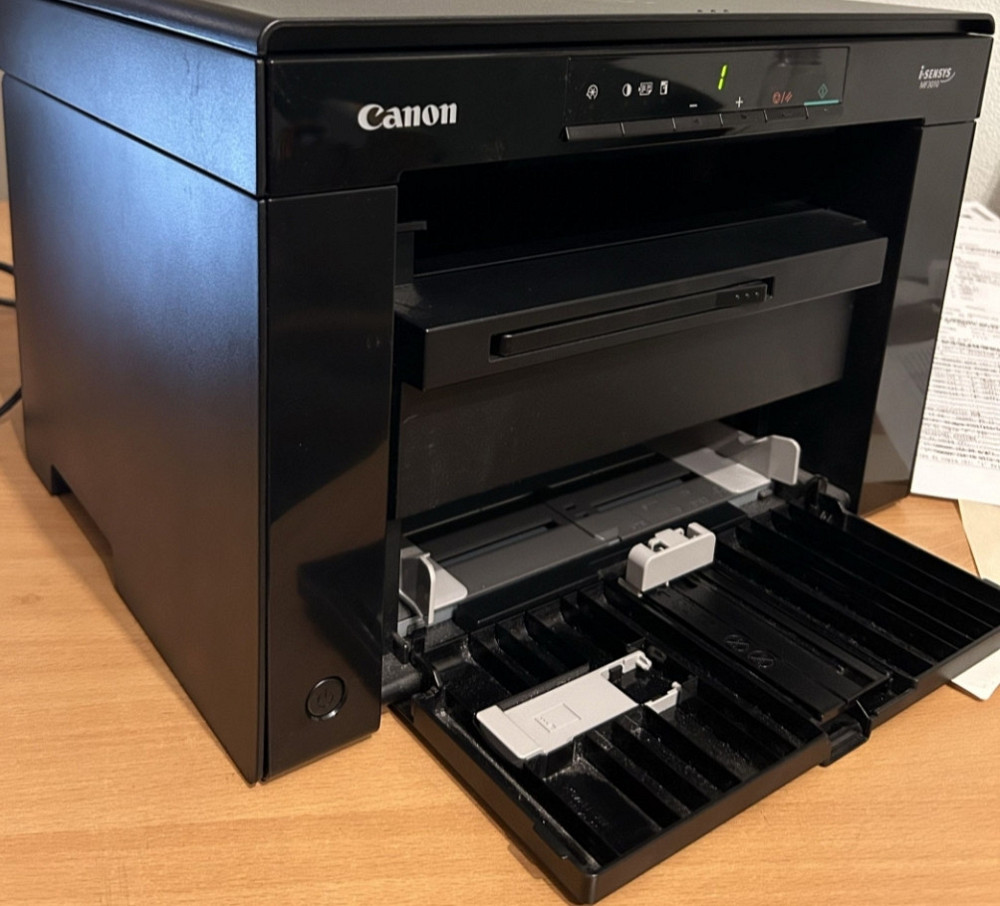 Принтер Лазерний БФП: Canon 3010. Стан Нового! Київ - фото 1