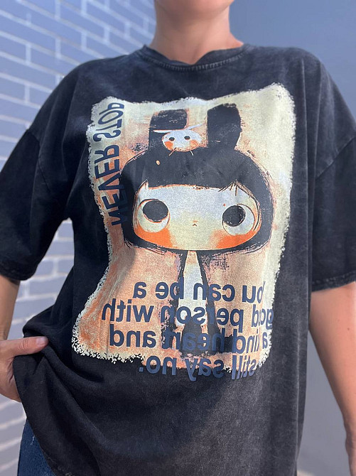 Футболка жіноча Y-Q 4006 варена оверсайз малюнок кролик напис на спині one size чорна, чорний, one s Одеса - фото 2