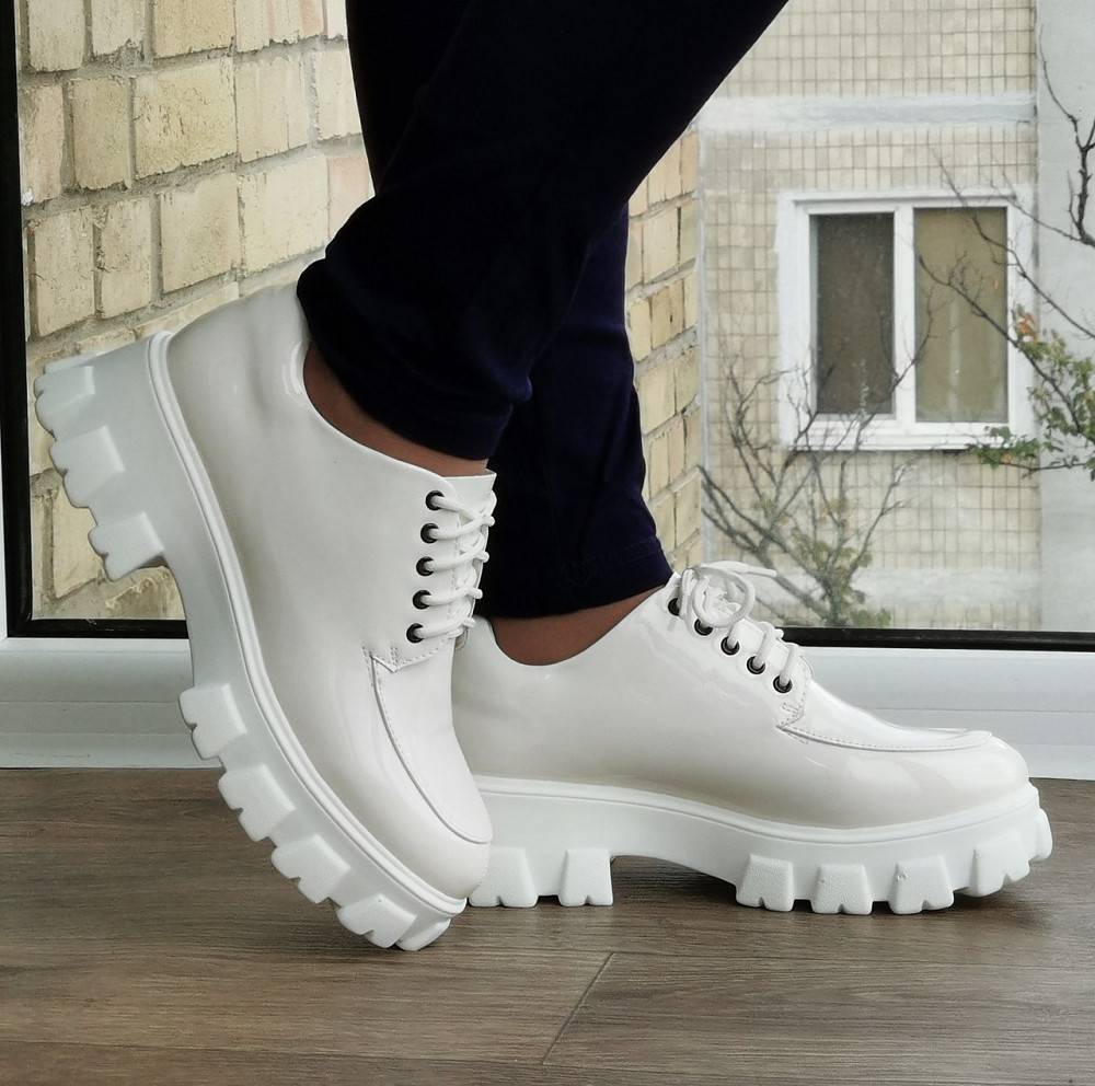 Женские Белые Туфли Кроссовки на Тракторной Броги Лаковые Оксфорды (размеры: 36,37,38,39,40,41) - 6-20 Днепр - изображение 5