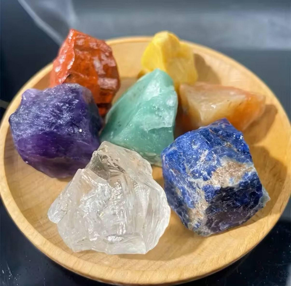 Набор из 7шт. натуральных необработанных кристаллов, энергетических минералов и камней чакры в мешоч Киев - изображение 3