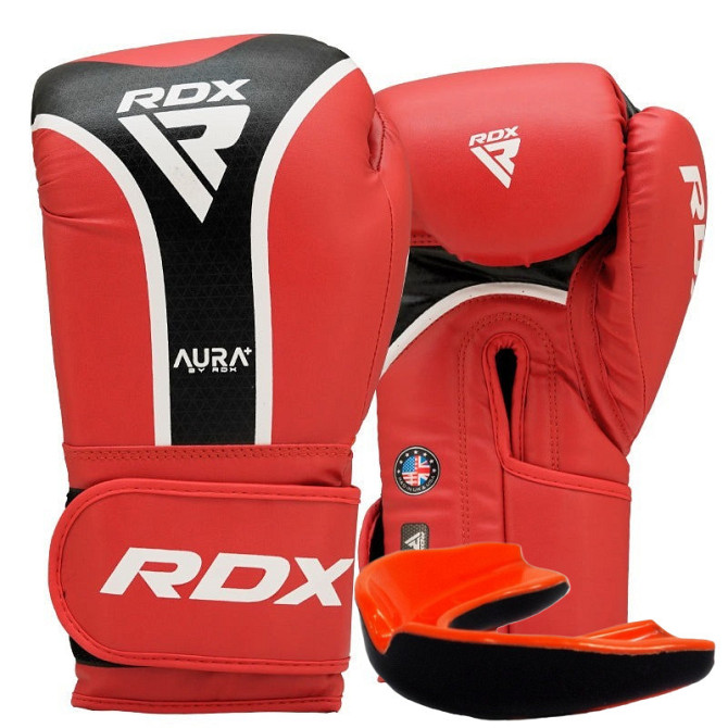 Боксерські рукавиці RDX AURA PLUS T-17 Red/Black 16 унцій (капа в комплекті) Каменское - изображение 1