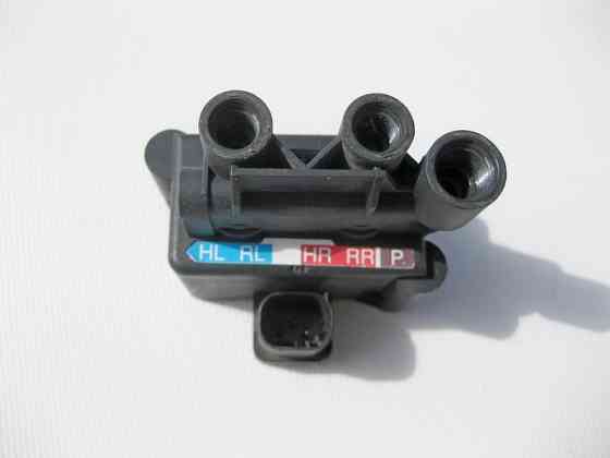 Mercedes-Benz  A2513200158 Блок клапанів пневмопідвіски CLS C218 E-Class S213 R-Class W251 Одеса