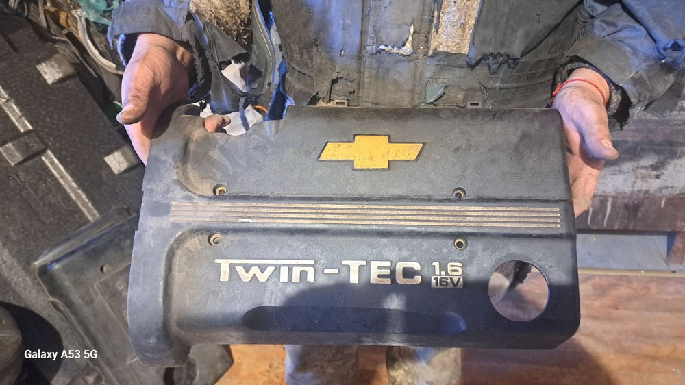 Декоративна кришка двигуна Chevrolet Aveo Київ - фото 1