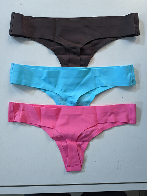 Женские бесшовные трусики стринги в наборе 3шт разного цвета Balaloum T9326/3 S Киев - изображение 1