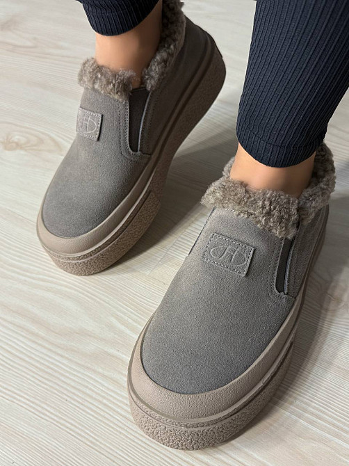 Ботинки женские Hengji 660-6 замшевые кеды на меху бежевые, 37, 23,5 см Киев - изображение 2