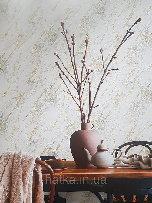 Шпалери вінілові на флізеліні AS creation Attico 1.06х10 під камінь мармур структурні золотисті білі Київ - фото 1
